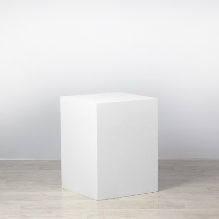 Plinth White 600 x 600 x 800