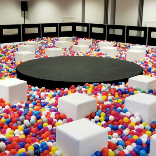 Ball Mania White Cube Seating 2